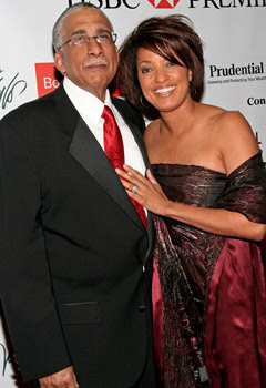 Society Noir: Flashes: More Pic...